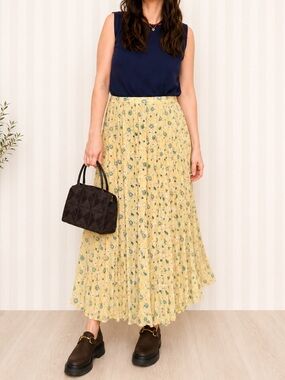 Vintage Stonybrook Butter Yellow Floral Pleated Skirt